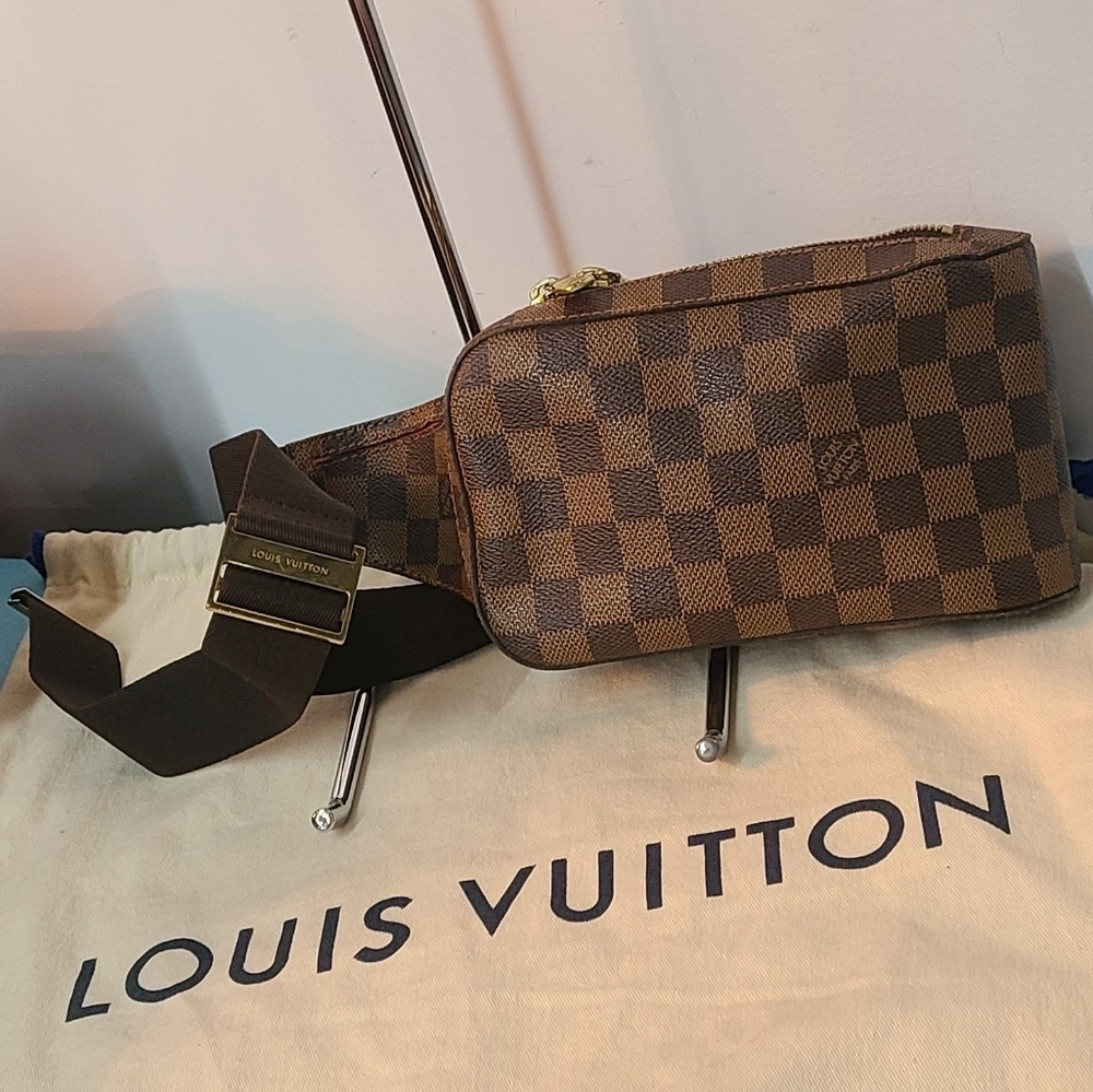 Louis Vuitton Geronimo Belt Bag